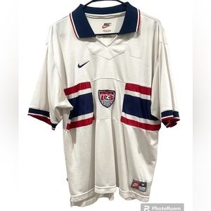 Vintage 1995 USA Football Nike Soccer jersey